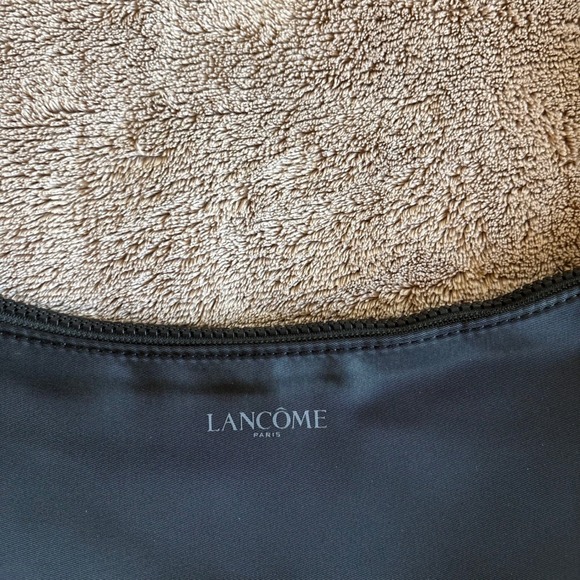 Lancome Paris Black Recycled Nylon Crescent Crossbody Bag Adjustable Strap - Picture 2 of 7